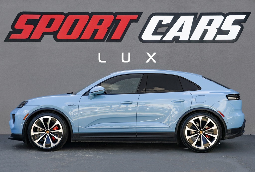 2025 Porsche Macan Electric 4S - Photo 7