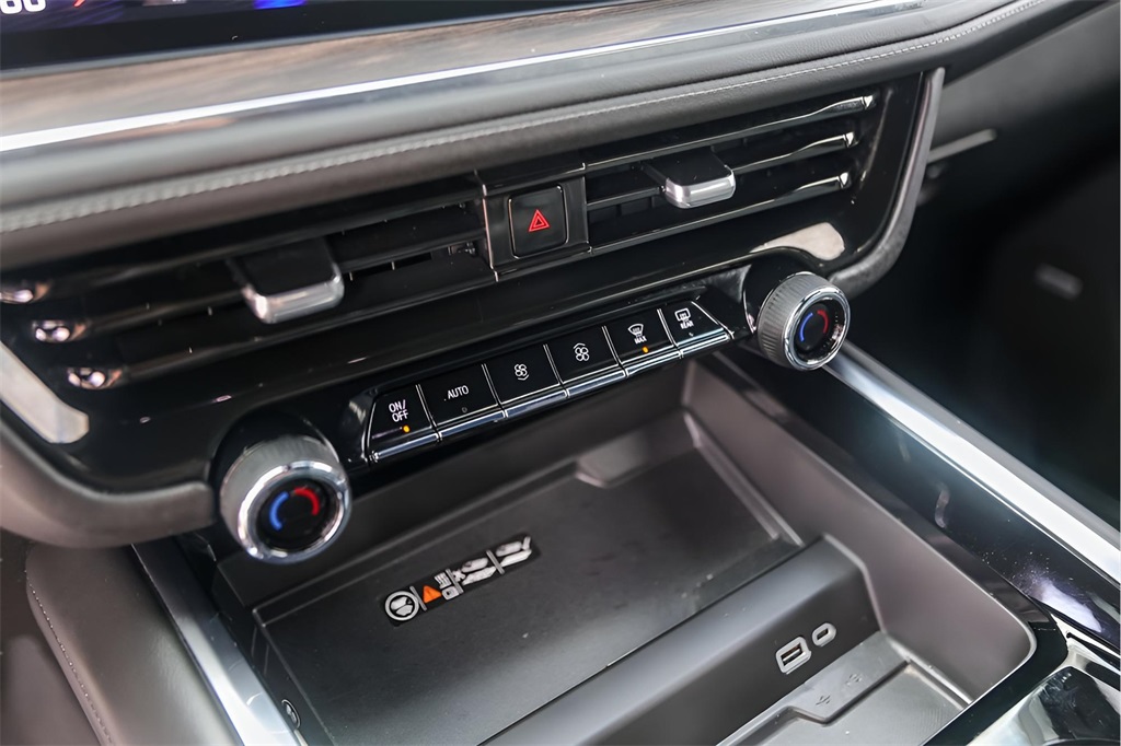 Used Car 2025 Chevrolet Suburban  Z71 For Sale Under $80,000 In Austin, Texas