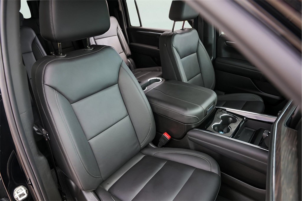 Used Car 2025 Chevrolet Suburban  Z71 For Sale Under $80,000 In Austin, Texas