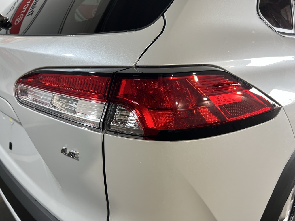 Thumbnail: 2026 Toyota Corolla Cross - 15