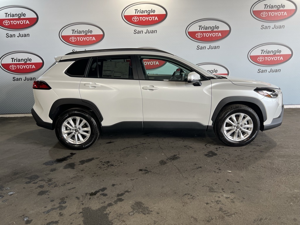 Thumbnail: 2026 Toyota Corolla Cross - 6