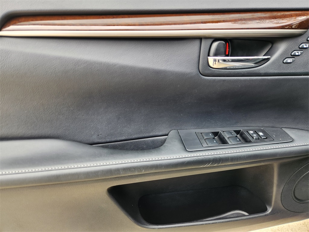 2015 Lexus ES 350 Gray at Emmons Autoplex