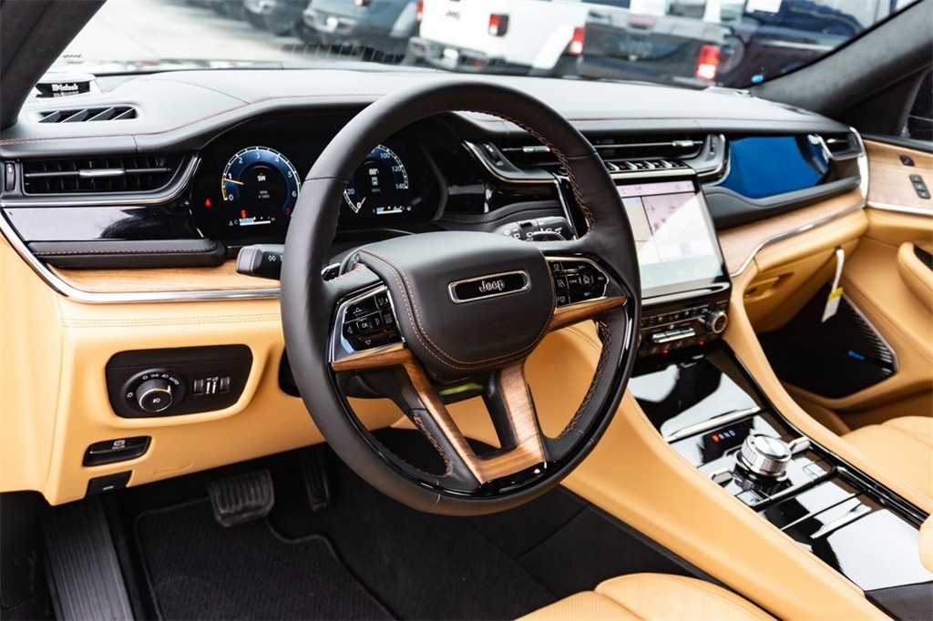 New Car 2025 Jeep Grand Cherokee L  Summit For Sale Under $70,000 In San Marcos, Texas