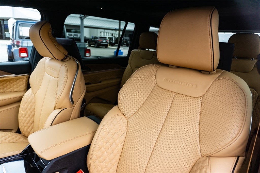 New Car 2025 Jeep Grand Cherokee L  Summit For Sale Under $70,000 In San Marcos, Texas