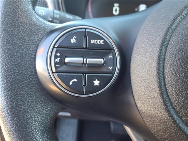 2023 Kia Soul LX photo 22