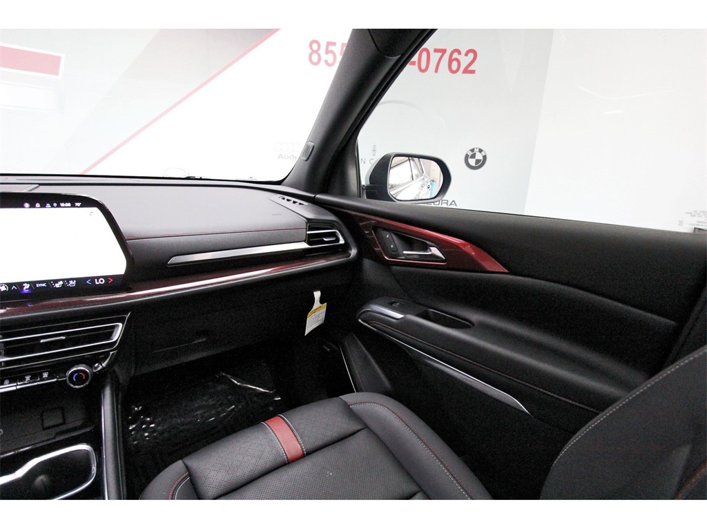 2025 Chevrolet Traverse RS - 7