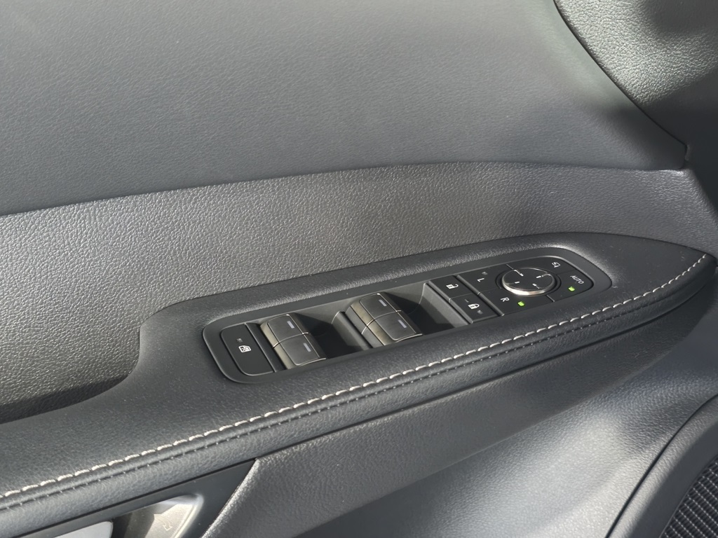 Thumbnail: 2026 Lexus RX - 10