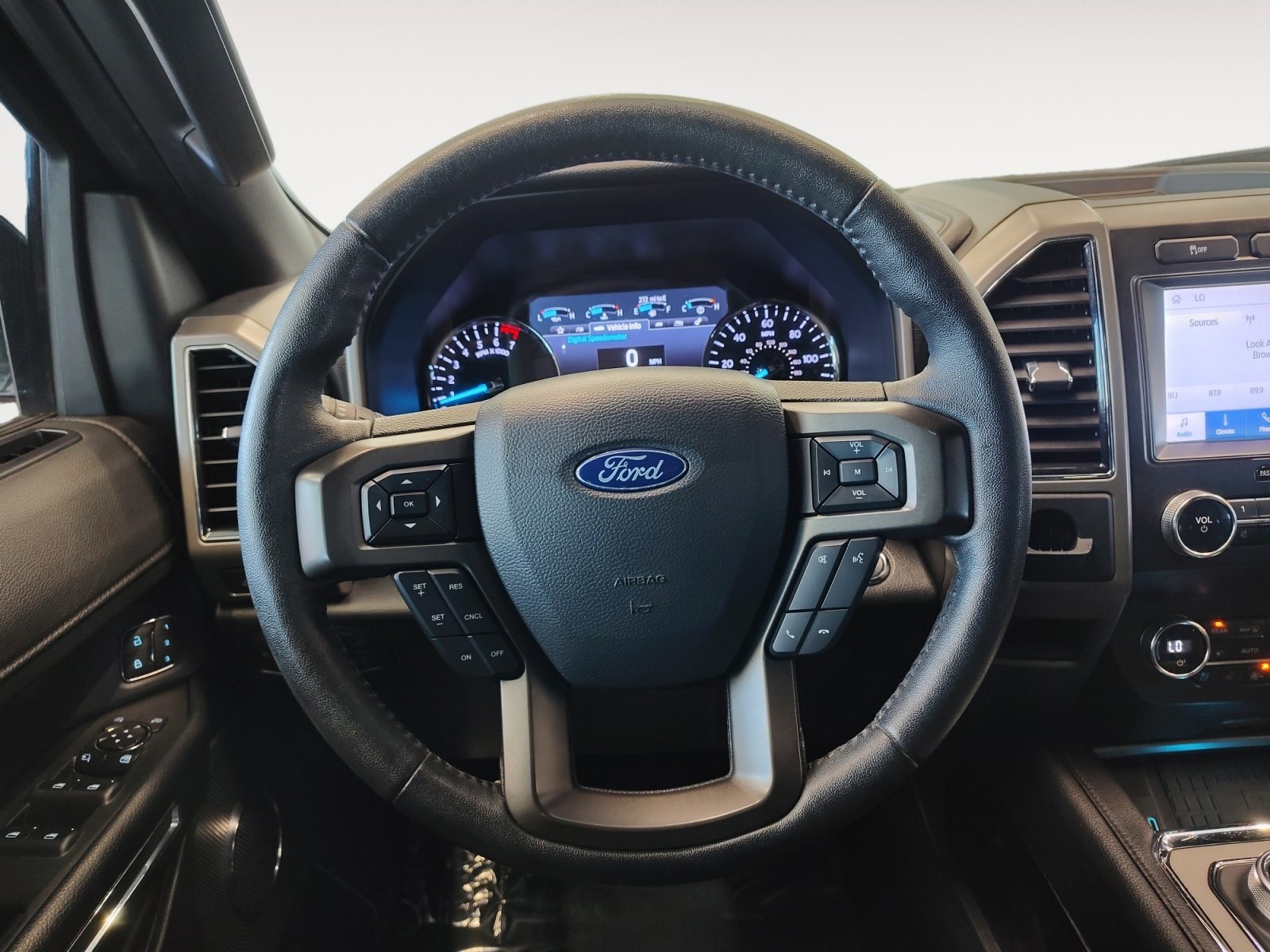 Used Car 2020 Ford Expedition Max  Xlt For Sale Under $25,000 In San Antonio, Texas