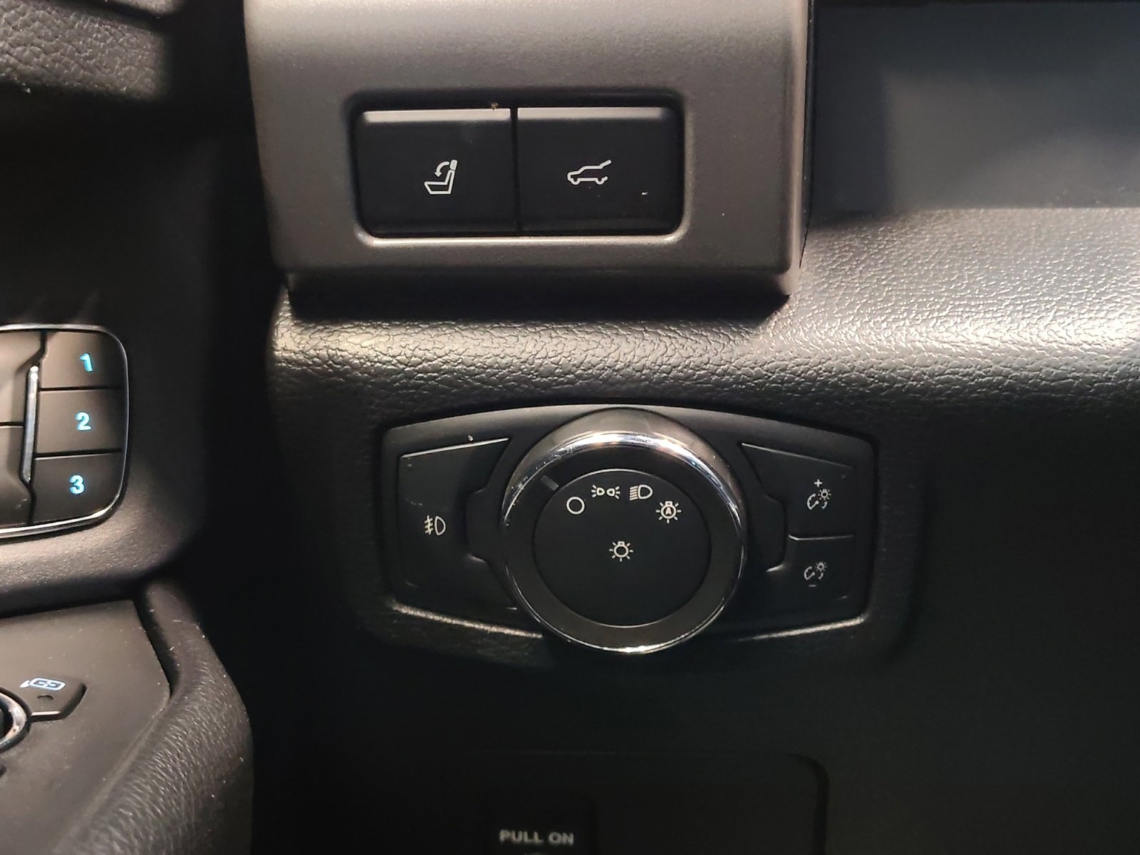 Used Car 2020 Ford Expedition Max  Xlt For Sale Under $25,000 In San Antonio, Texas