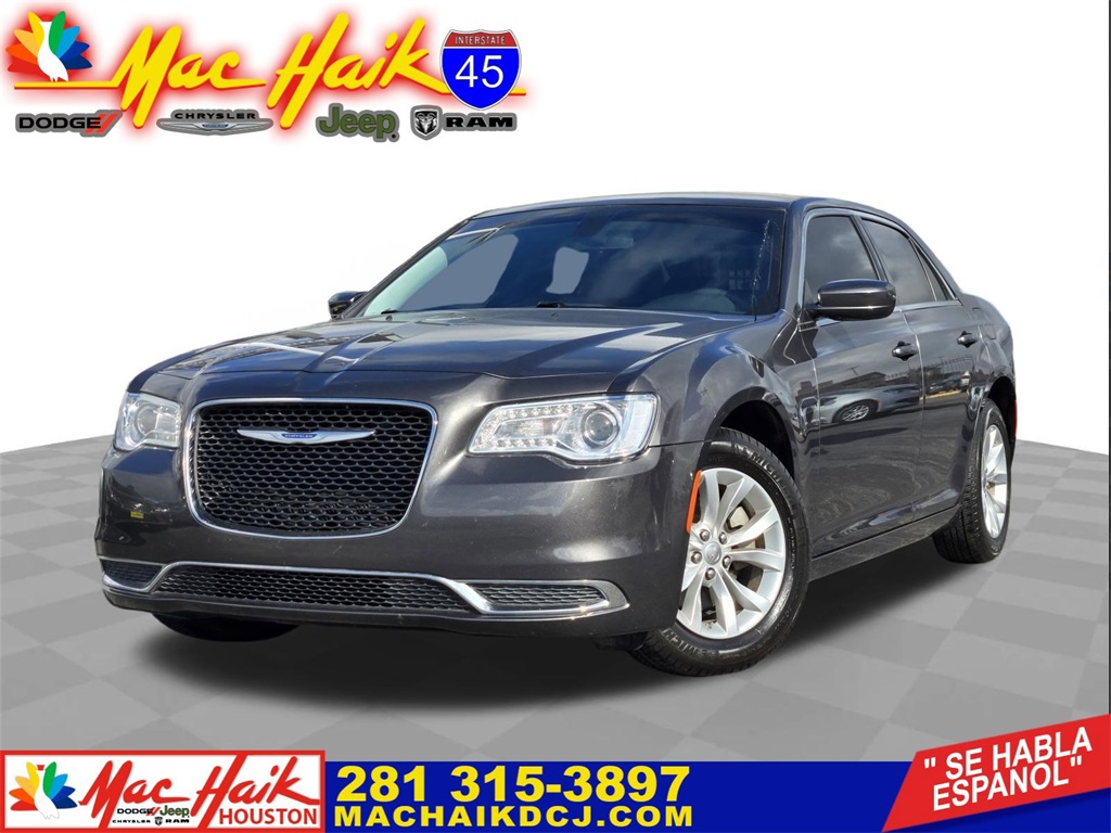 2023 Chrysler 300 Touring RWD