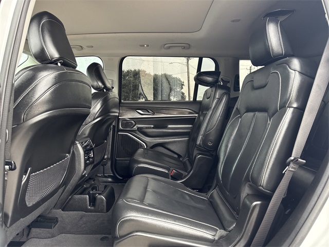 2021 Jeep Grand Cherokee L Limited White at Mac Haik CDJR North Houston