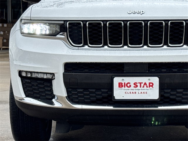2021 Jeep Grand Cherokee L Limited White at Mac Haik CDJR North Houston