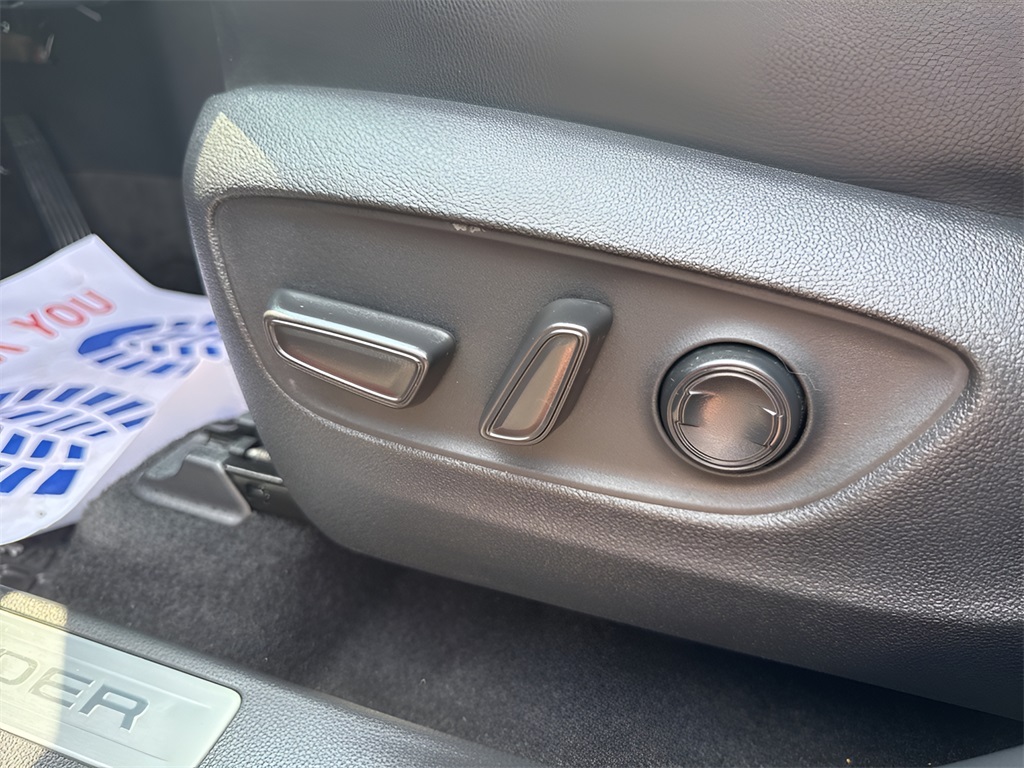 2024 Toyota Highlander Hybrid