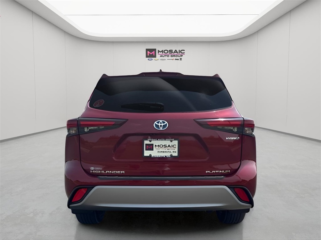 2024 Toyota Highlander Hybrid