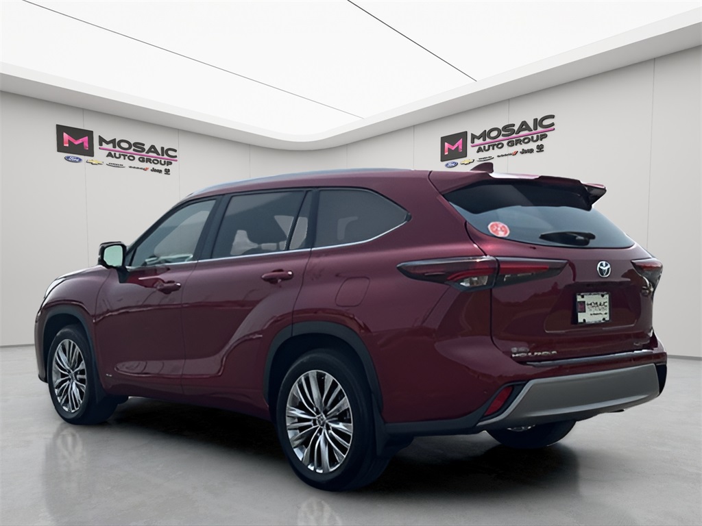 2024 Toyota Highlander Hybrid