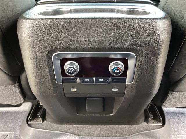 Used Car 2021 Chevrolet Tahoe  Z71 For Sale Under $50,000 In San Antonio, Texas