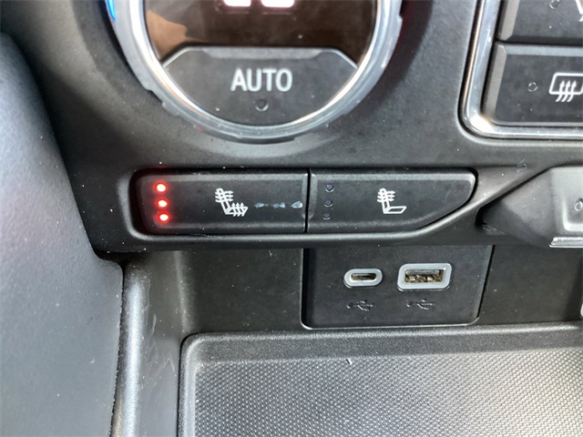 Used Car 2021 Chevrolet Tahoe  Z71 For Sale Under $50,000 In San Antonio, Texas