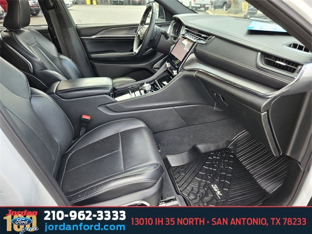 Used Car 2023 Jeep Grand Cherokee  Overland 4xe For Sale Under $35,000 In San Antonio, Texas