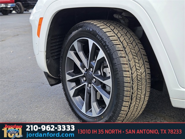 Used Car 2023 Jeep Grand Cherokee  Overland 4xe For Sale Under $35,000 In San Antonio, Texas