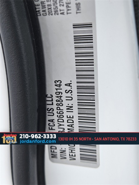 Used Car 2023 Jeep Grand Cherokee  Overland 4xe For Sale Under $35,000 In San Antonio, Texas