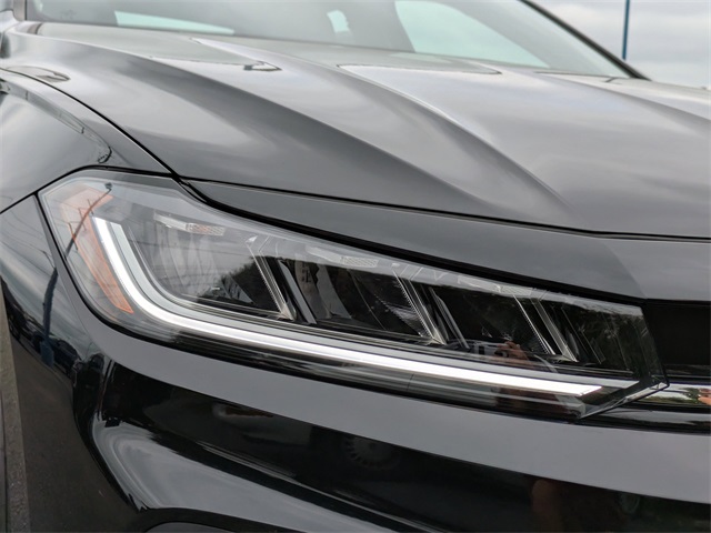 2025 Volkswagen Jetta 1.5T SE - 9