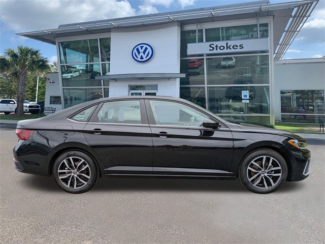 2025 Volkswagen Jetta 1.5T SE - 2