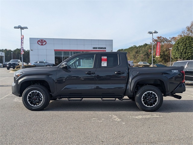2024 Toyota Tacoma TRD Off-Road - 5
