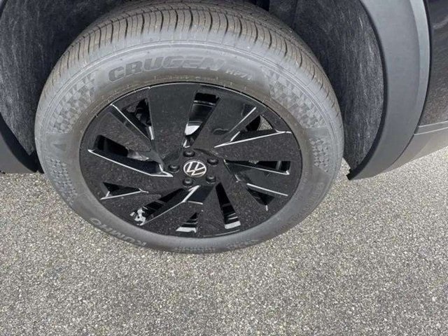 VolkswagenAtlas Cross Sport10