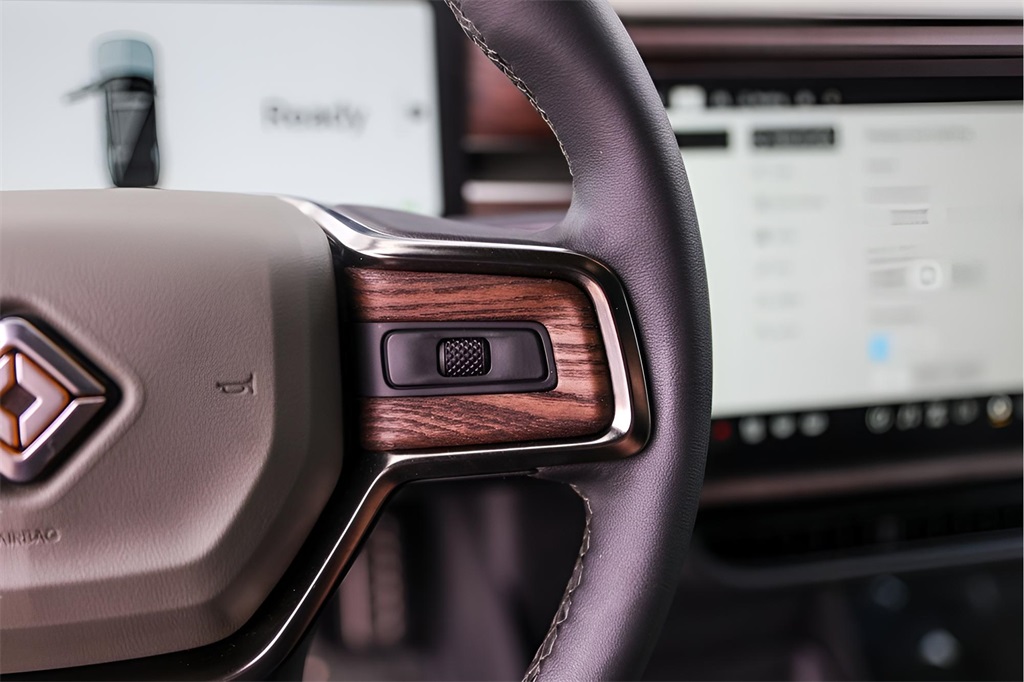 Used Car 2023 Rivian R1s  Launch Edition For Sale Under $70,000 In Austin, Texas