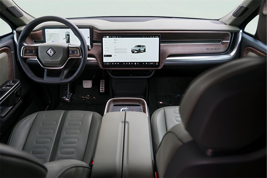 Used Car 2023 Rivian R1s  Launch Edition For Sale Under $70,000 In Austin, Texas