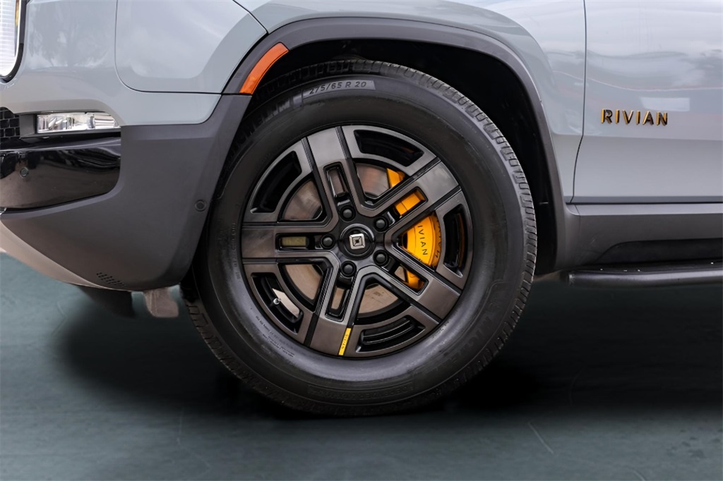 Used Car 2023 Rivian R1s  Launch Edition For Sale Under $70,000 In Austin, Texas