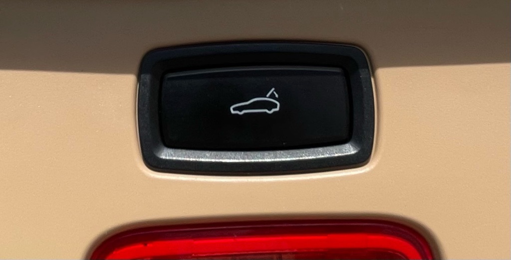 2011 Porsche Cayenne Base White at South Houston Nissan