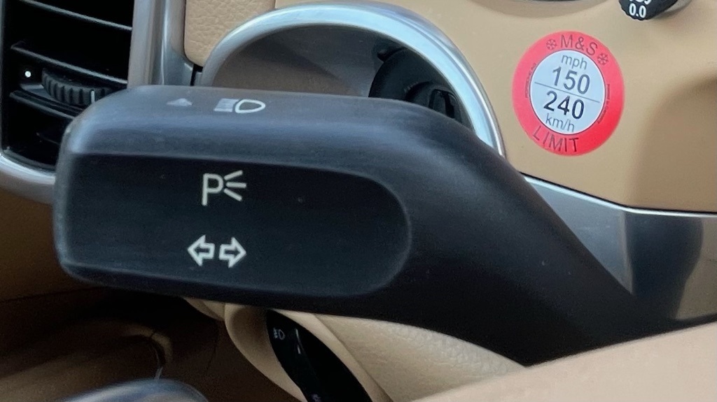 2011 Porsche Cayenne Base White at South Houston Nissan