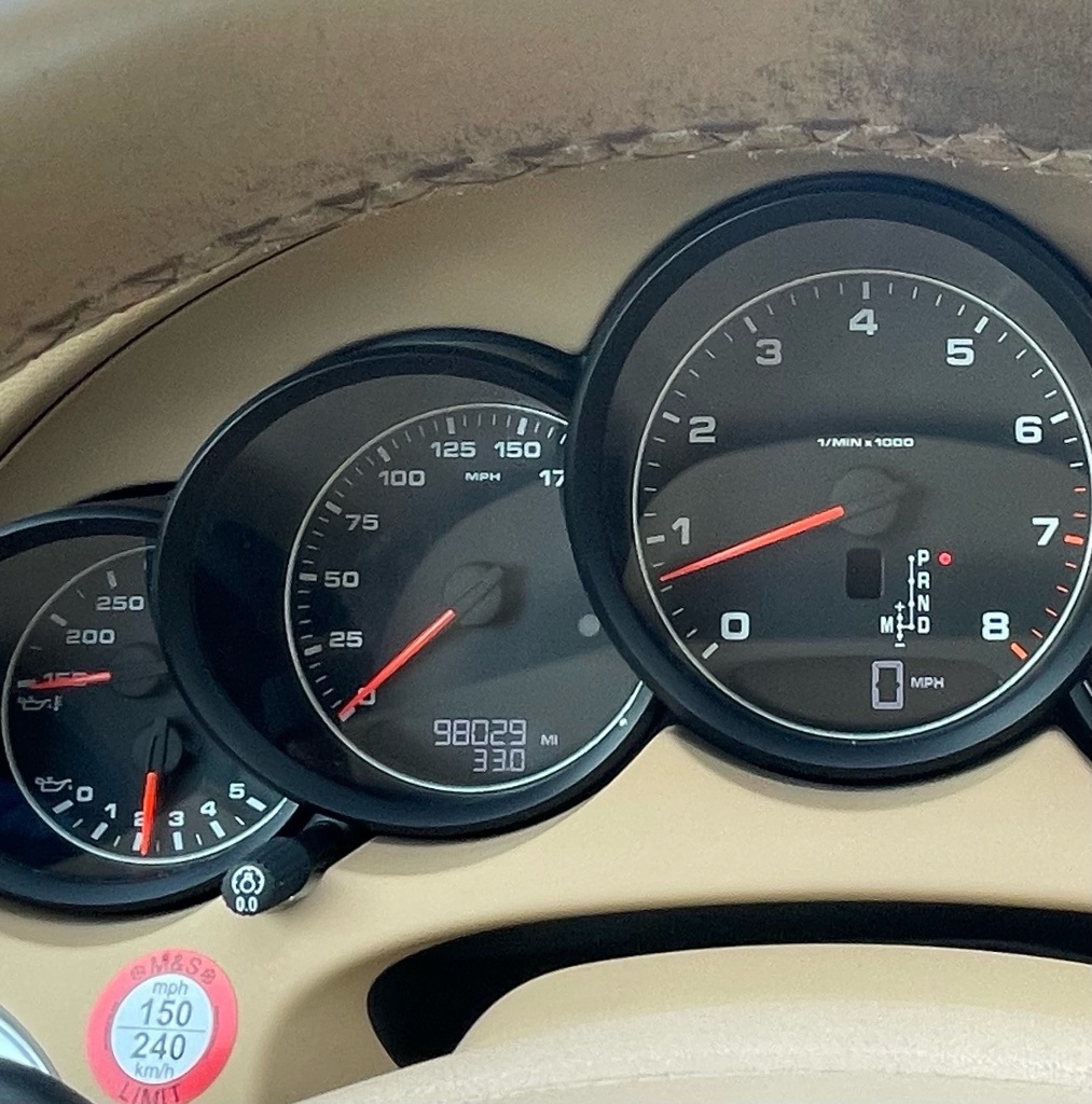 2011 Porsche Cayenne Base White at South Houston Nissan
