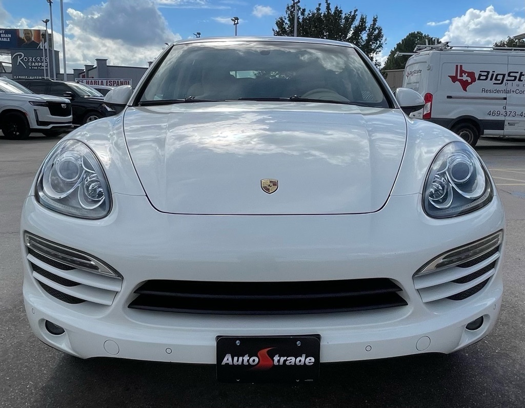 2011 Porsche Cayenne Base White at South Houston Nissan