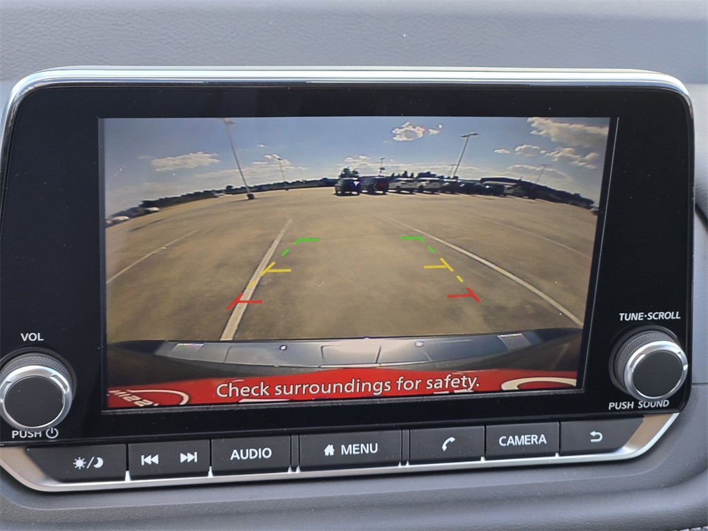 2026 Nissan Rogue SV - 10