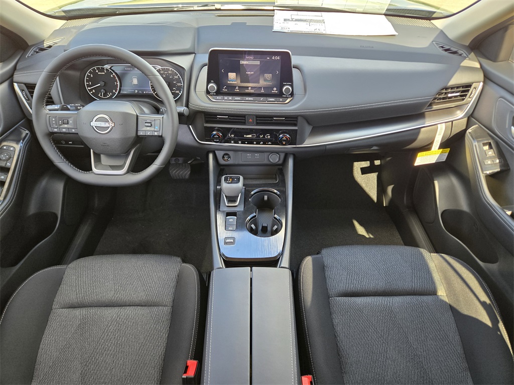 2026 Nissan Rogue SV - 4