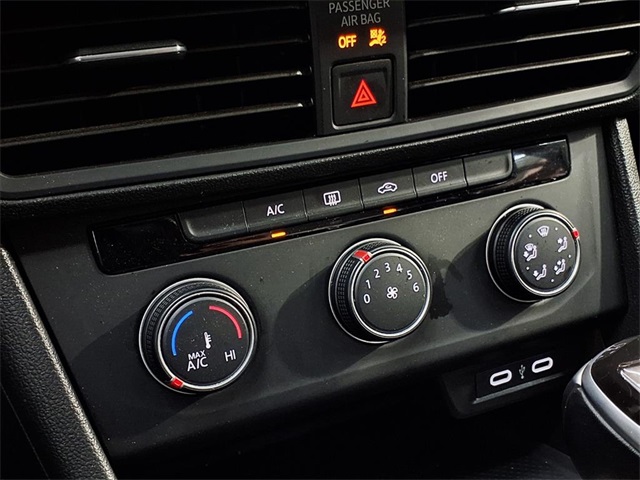 2024 Volkswagen Jetta 1.5T S - 4