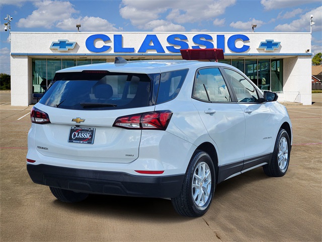 2022 Chevrolet Equinox LS - 6