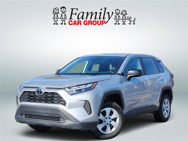 2024 Toyota RAV4 LE FWD