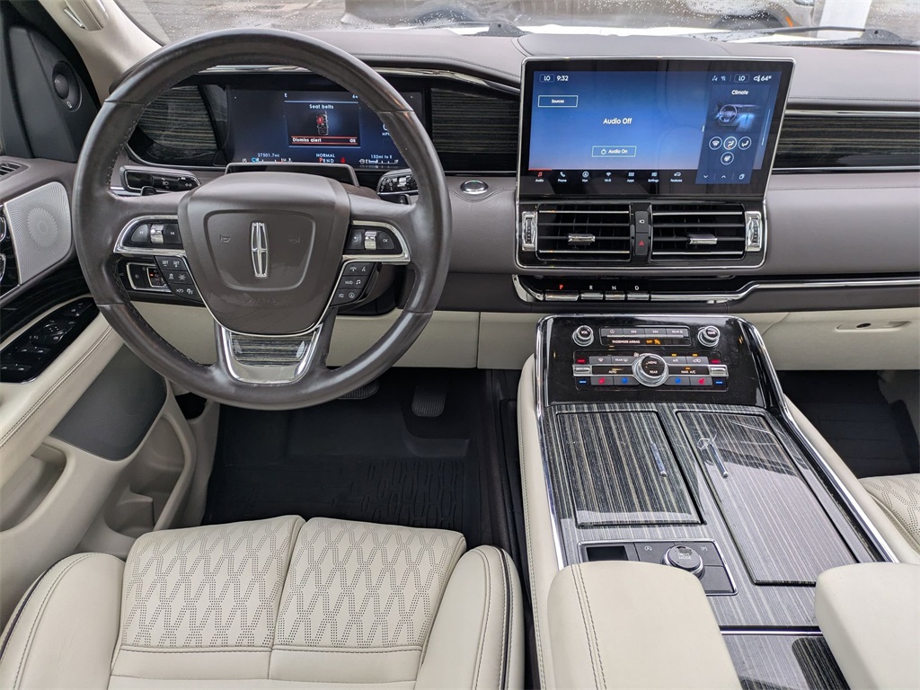 Used 2022 Lincoln Navigator For Sale in Findlay, OH