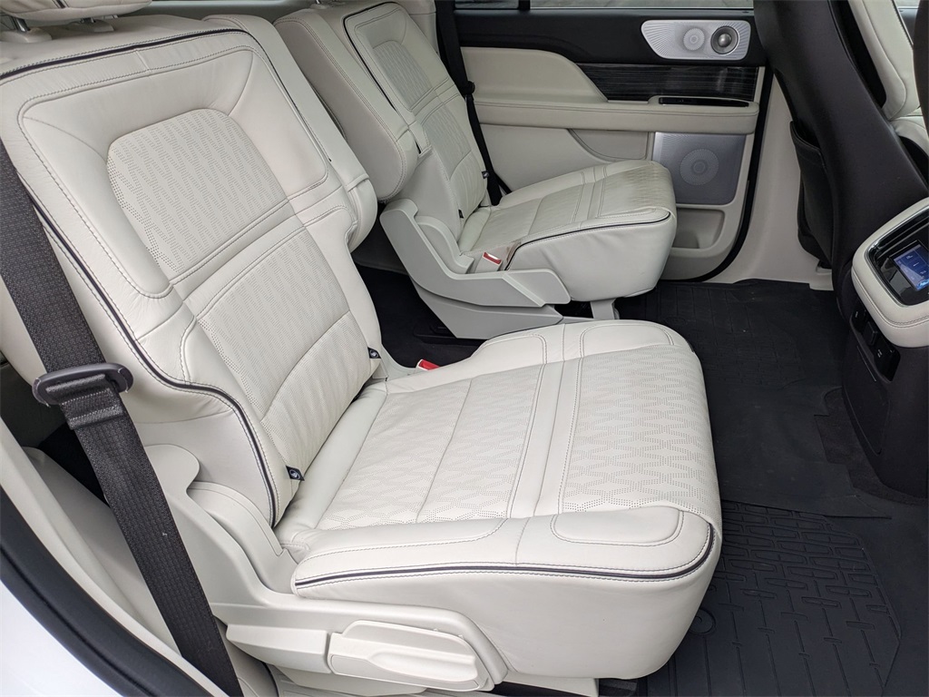 Used 2022 Lincoln Navigator For Sale in Findlay, OH