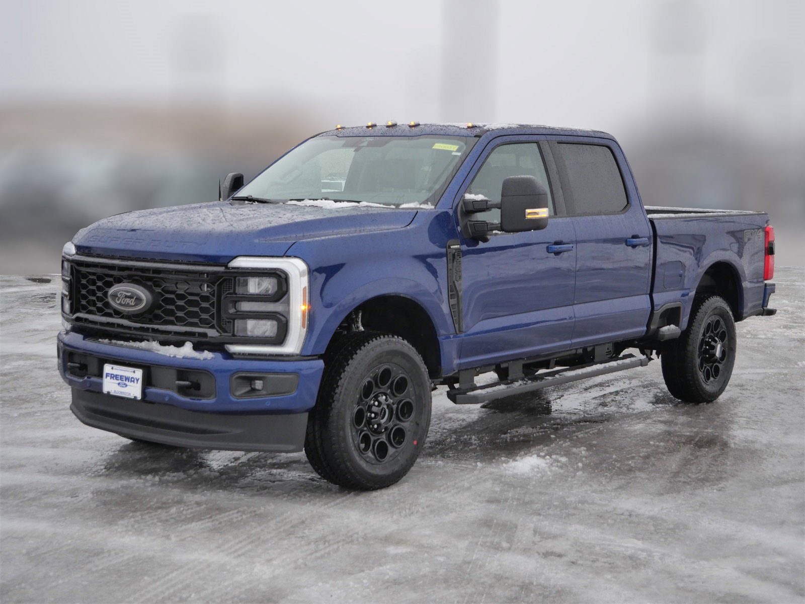 2026 Ford F-350 Super Duty Lariat Crew Cab 4WD