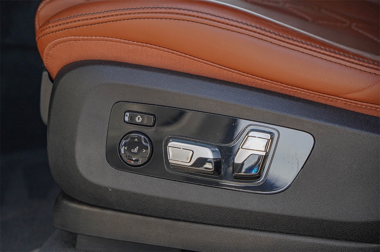 Used Car 2023 Bmw X6  M50i For Sale Under $80,000 In Austin, Texas