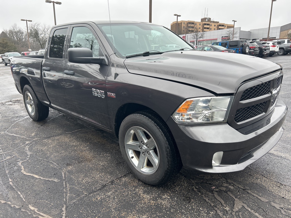 2015 RAM 1500 Express Quad Cab 4WD