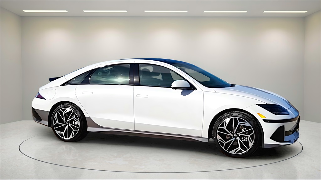 2025 Hyundai IONIQ 6 Limited