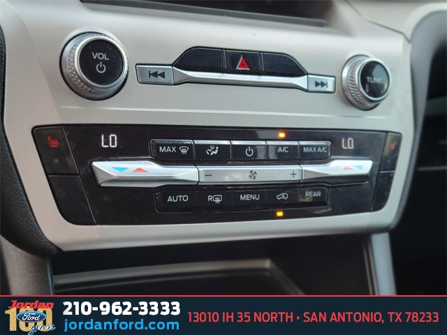 Used Car 2021 Ford Explorer  Xlt For Sale Under $25,000 In San Antonio, Texas