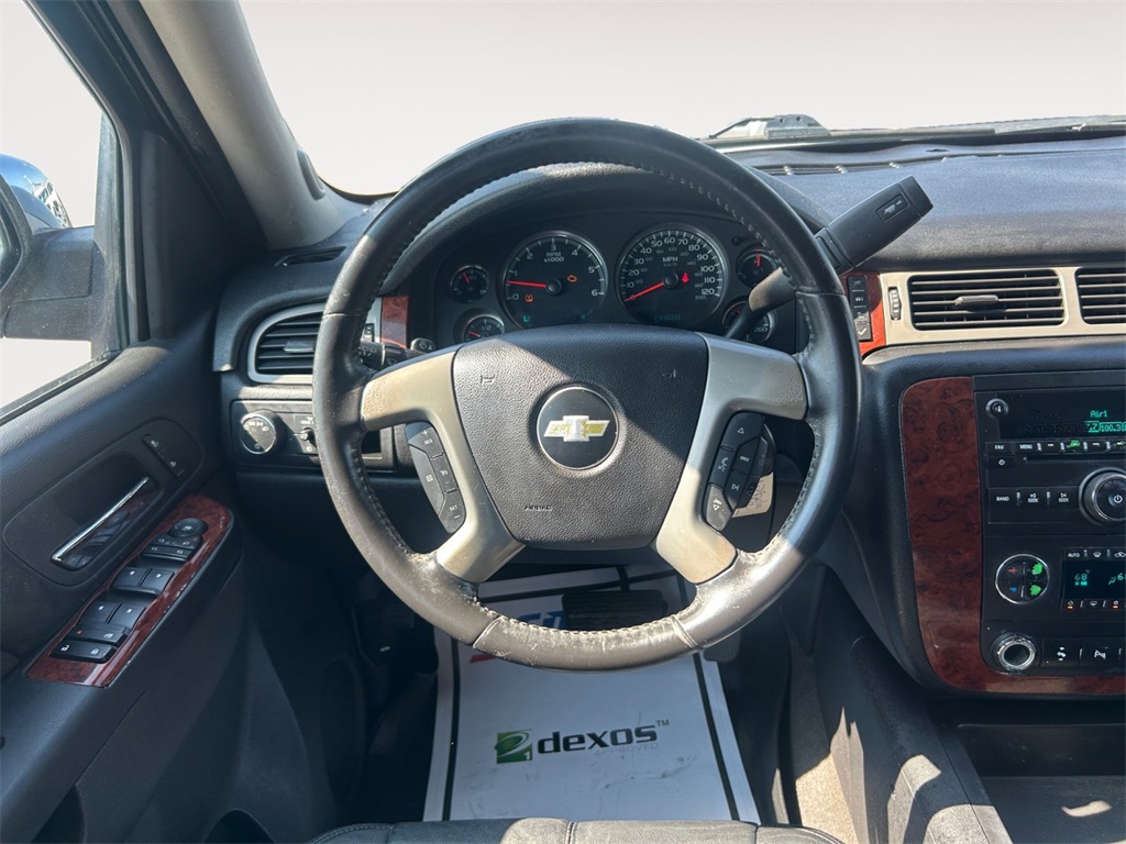 Used Car 2014 Chevrolet Suburban 1500  Lt For Sale Under $10,000 In Floresville, Texas