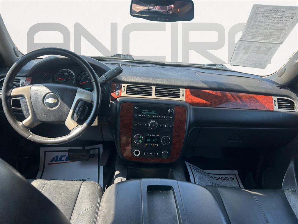 Used Car 2014 Chevrolet Suburban 1500  Lt For Sale Under $10,000 In Floresville, Texas