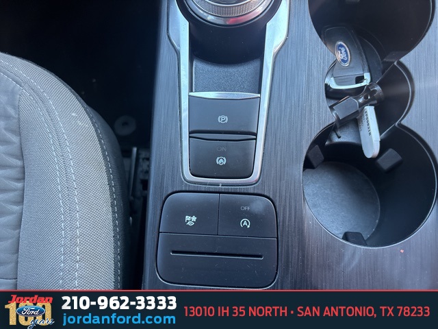 Used Car 2021 Ford Escape  Se For Sale Under $20,000 In San Antonio, Texas